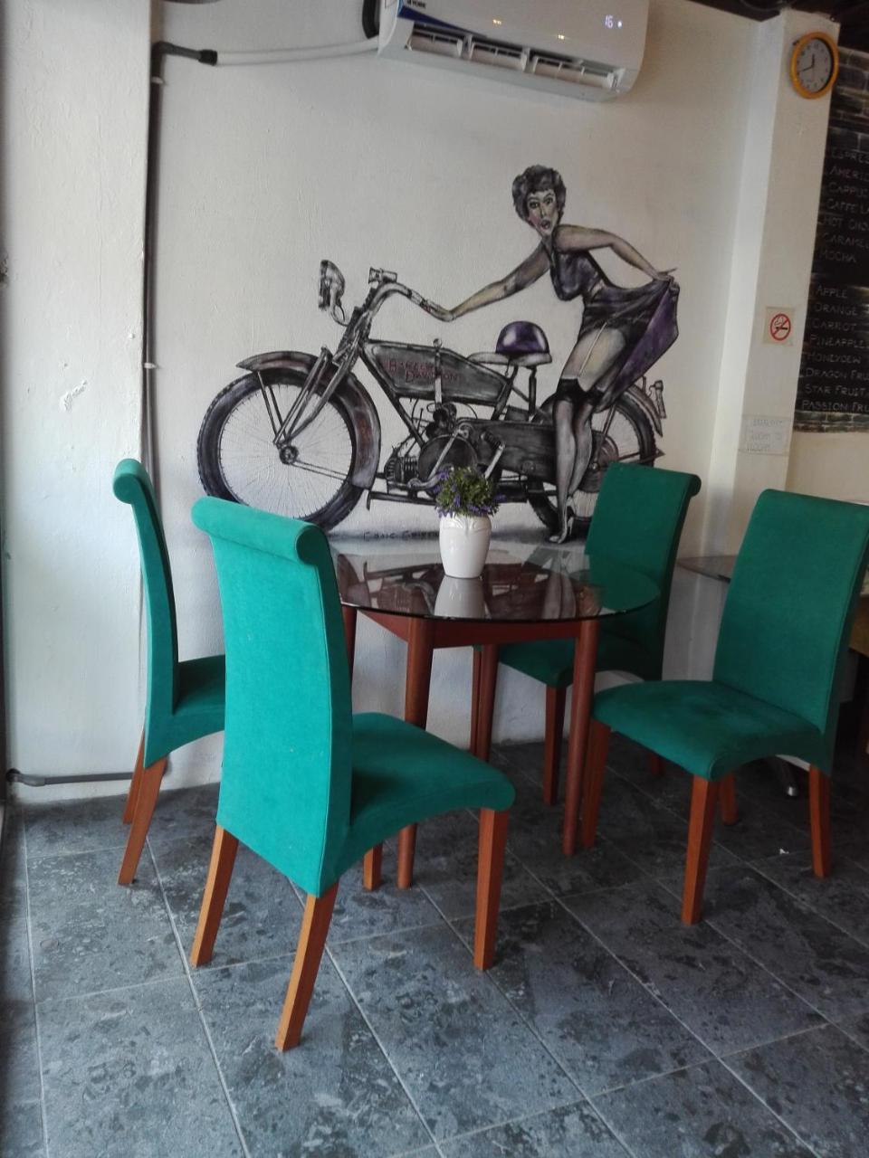 Tonight Hotel Hostel George Town Exterior foto
